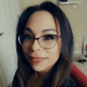 Meet your Posher, Alicia